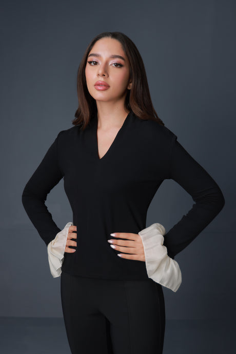 Contrast Trumpet Sleeve Top in Black